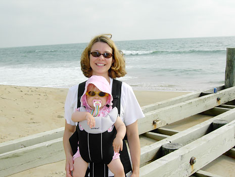 beach_bri_and_mommy.jpg