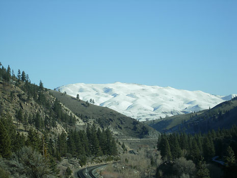 tahoe-mountain-far-away.jpg