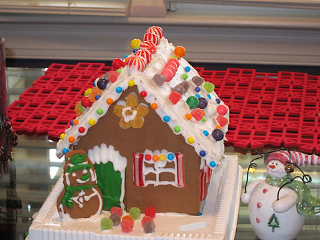 christmas-eve-gingerbread-house-front.jpg