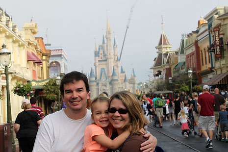 disney-b-with-mommy-and-daddy.jpg