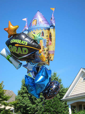 grad-surprise-balloons.jpg