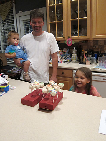 1-mountain-cakepops.jpg
